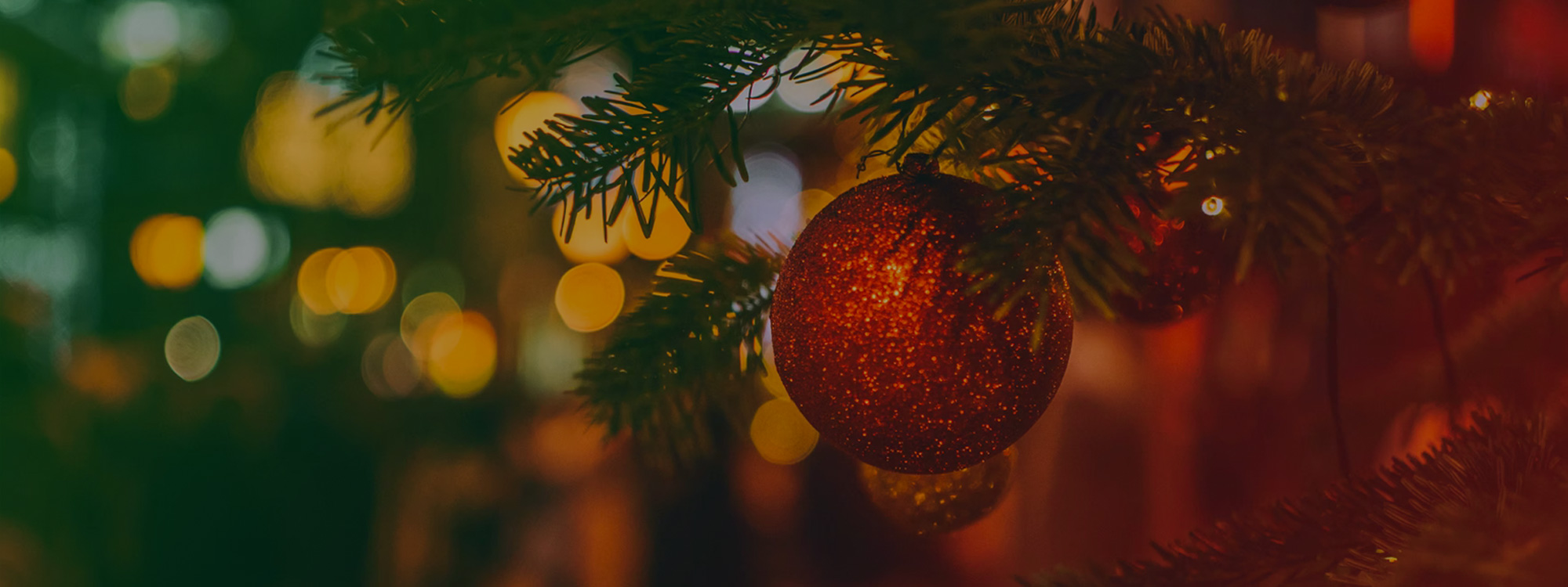 christmas tree bauble banner